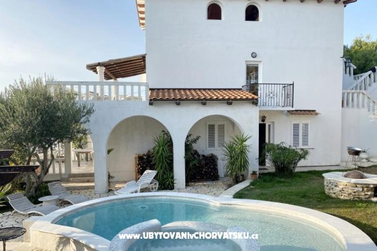 Villa Agata met zwembad &amp; sauna – foto 16