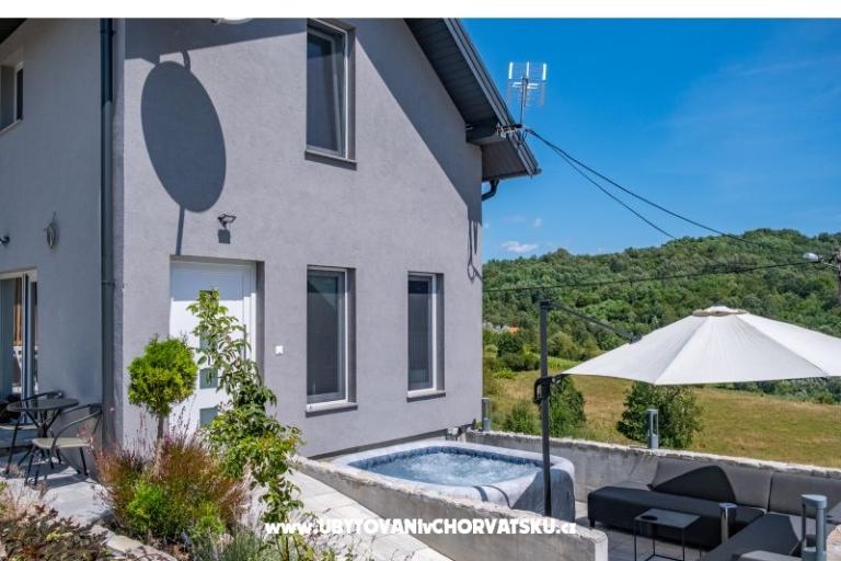 Riverside house pool jacuzi sauna – foto 21