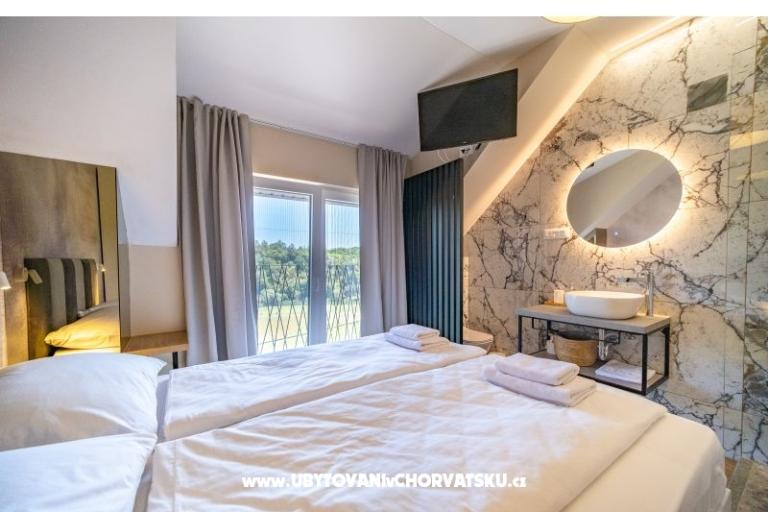 Riverside house pool jacuzi sauna – foto 7