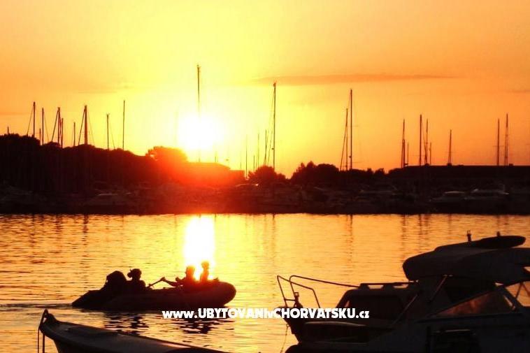 Appartementen Rogoznica 3 – foto 8