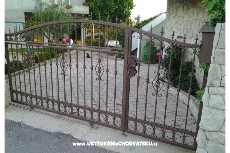 Appartementen Krešimir  OD 30 EUR – foto 15