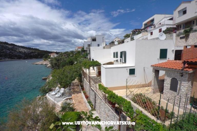 Vakantiehuis Adriana – foto 3