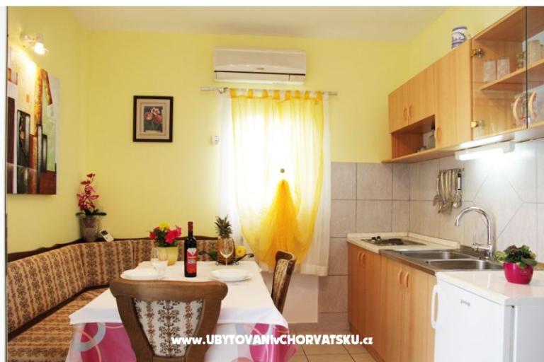 Marina view Appartementen Rogoznica  – foto 7