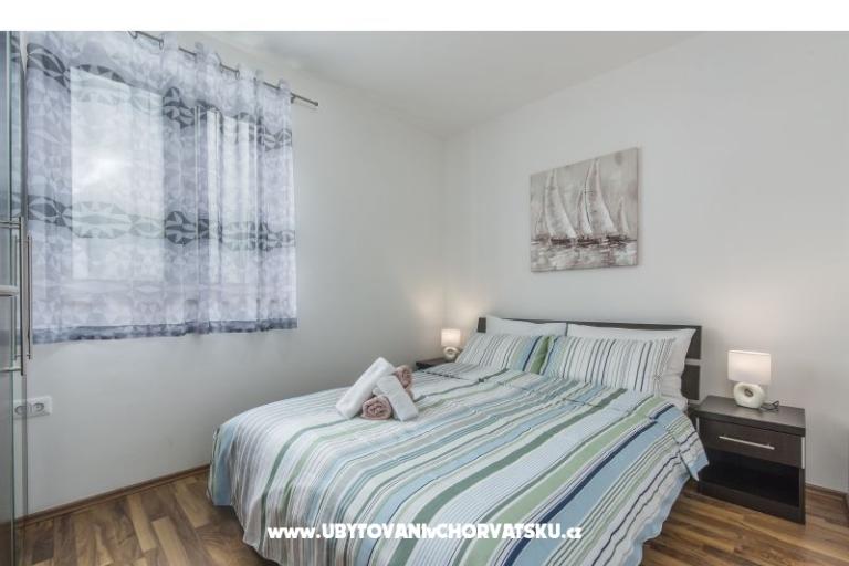 Appartementen Kimi with swimming pool  – foto 11