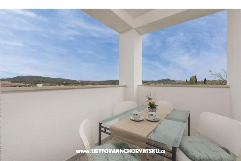 Appartementen Kimi with swimming pool  – foto 13