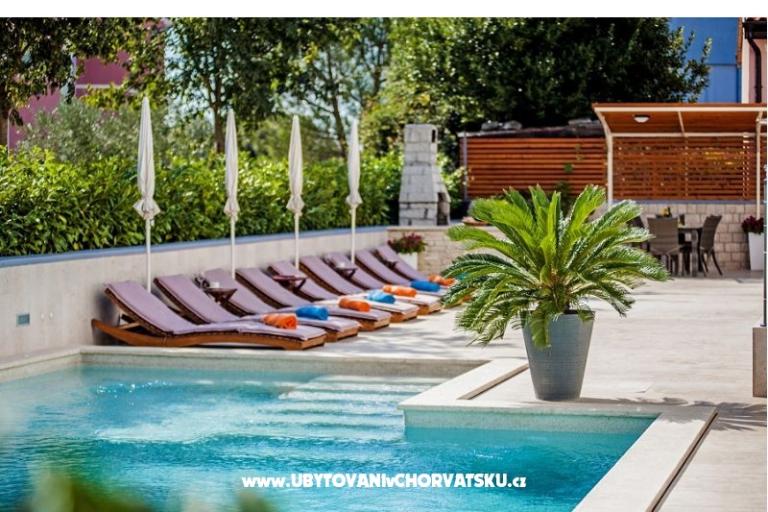 Appartementen Kimi with swimming pool  – foto 4