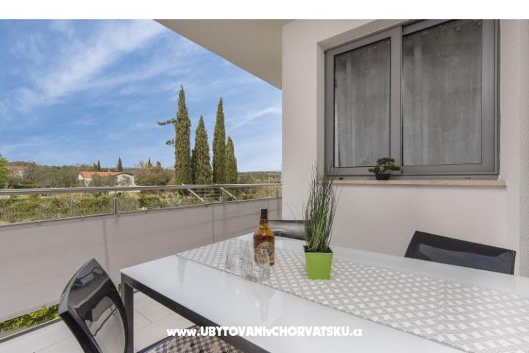 Appartementen Kimi with swimming pool  – foto 9