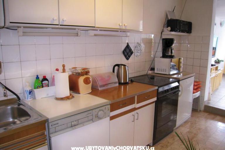 Appartement Jela – foto 11