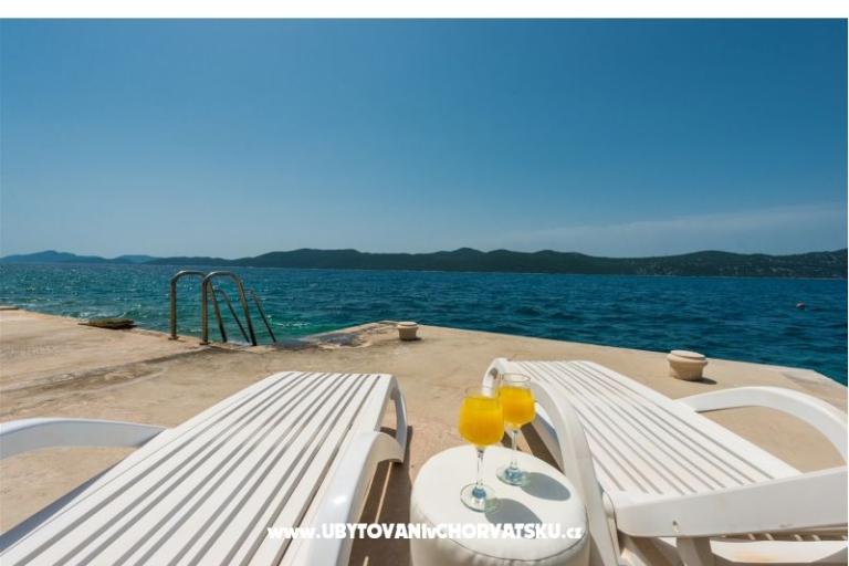 Villa Ratac Beach Appartementen – foto 16