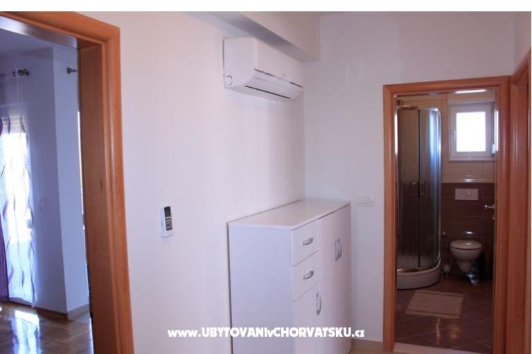 Appartement Anadina KOMFOR KRAJ PLAŽE – foto 11