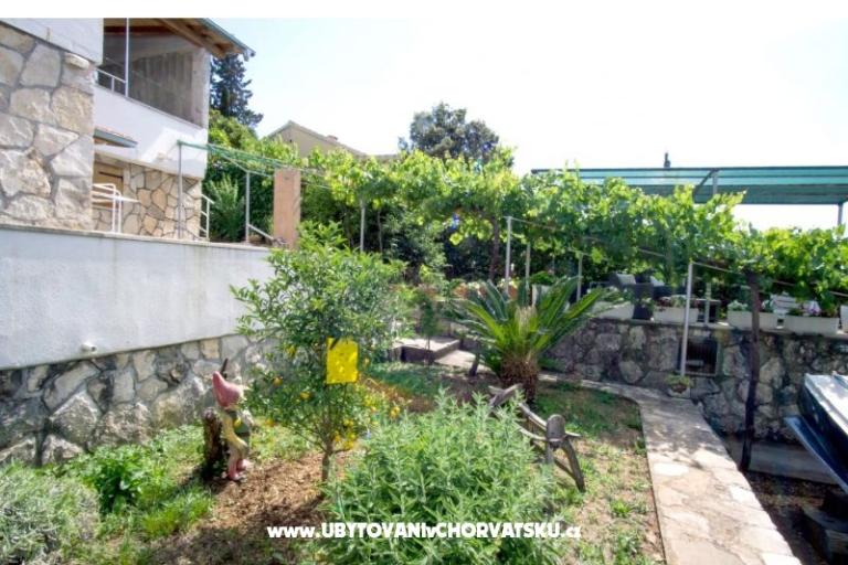 Appartement Zoranka op het strand – foto 13