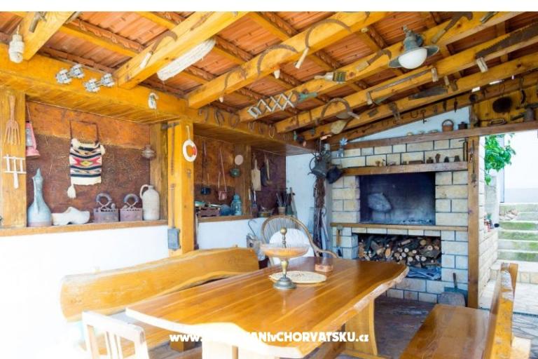Appartement Zoranka op het strand – foto 15