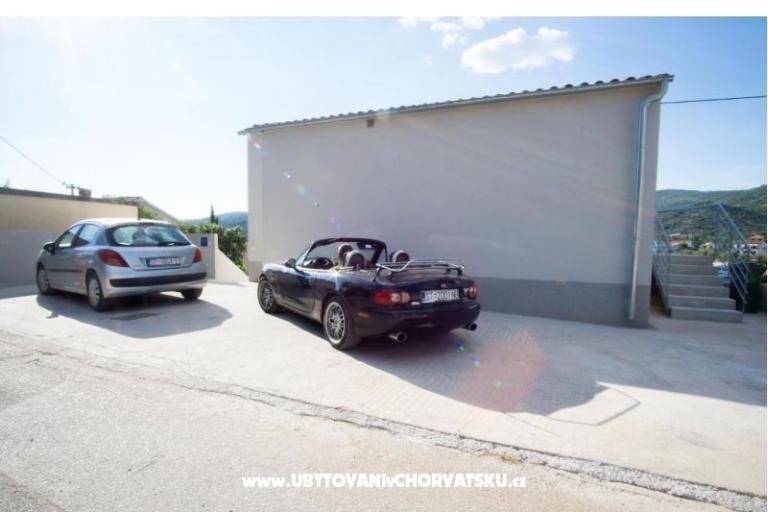 Appartement Zoranka op het strand – foto 18