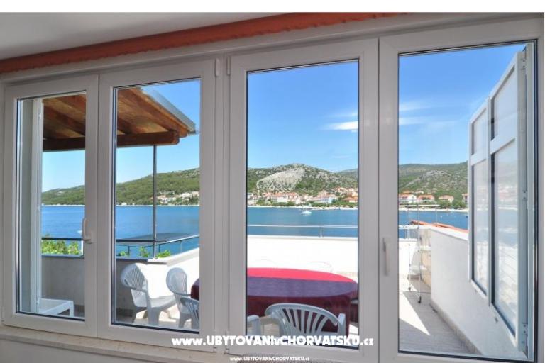 Appartement Zoranka op het strand – foto 7