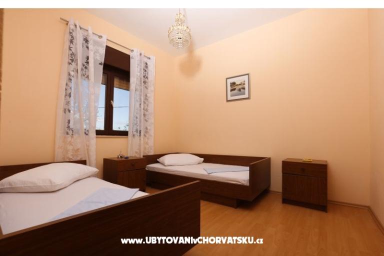 Baković - op het strand – foto 11