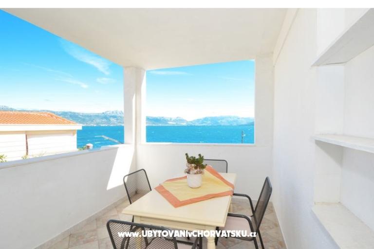 Appartement Petra Arbanija – foto 9
