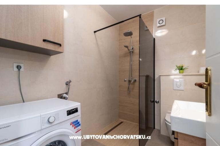 Lola Appartementen – foto 18