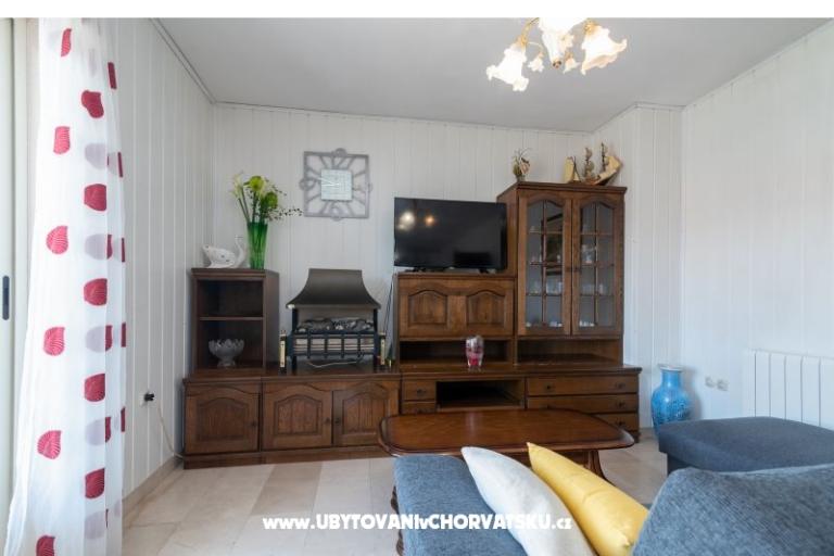 Lola Appartementen – foto 2