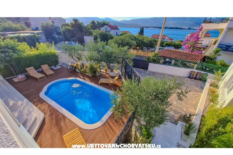 The Three Flowers Pool Huis – foto 17