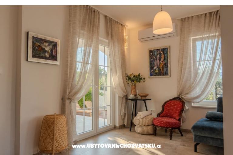 The Three Flowers Pool Huis – foto 28