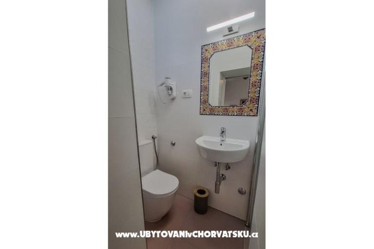 The Three Flowers Pool Huis – foto 48