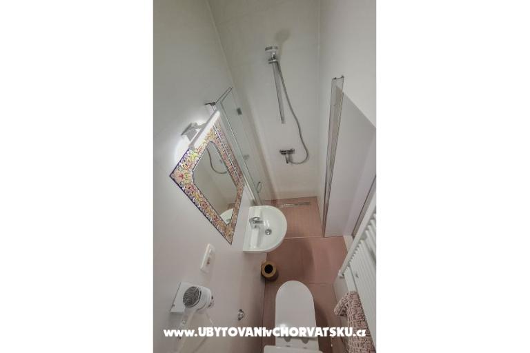 The Three Flowers Pool Huis – foto 51