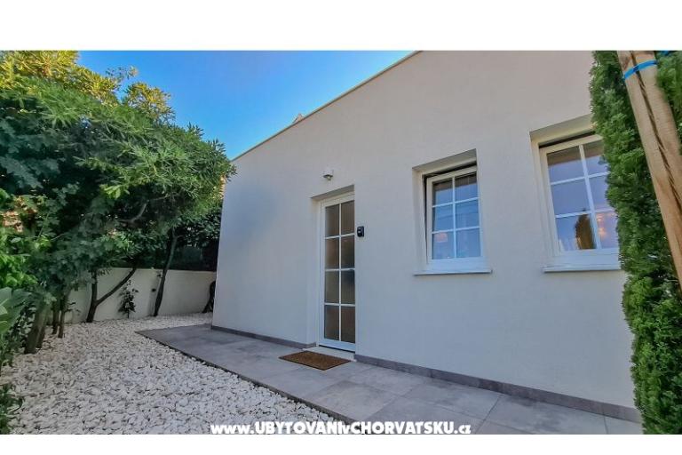 The Three Flowers Pool Huis – foto 56