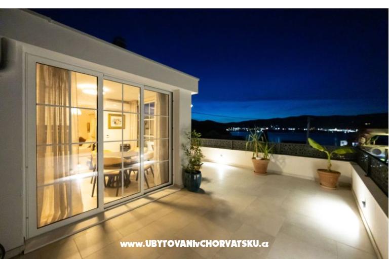 The Three Flowers Pool Huis – foto 89