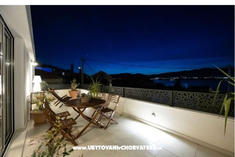 The Three Flowers Pool Huis – foto 90