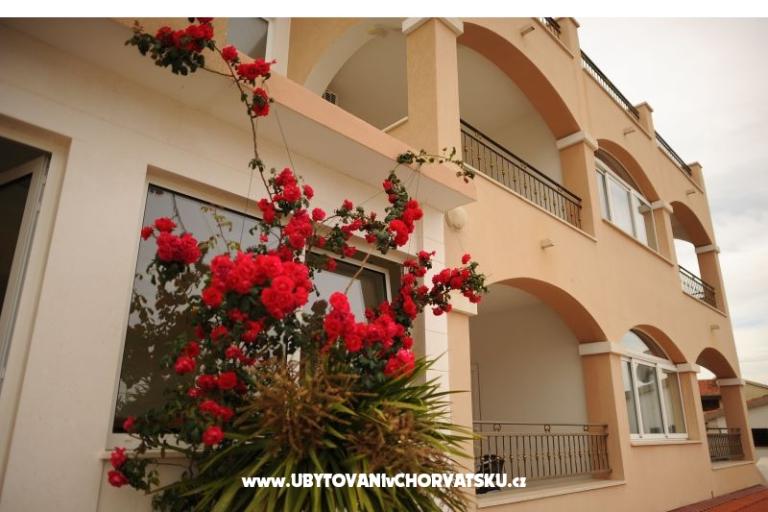 Appartementen &amp; Kamers Jelavić – foto 3