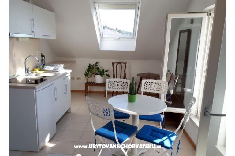 Appartementen Čobrnić Kraj 75 – foto 8