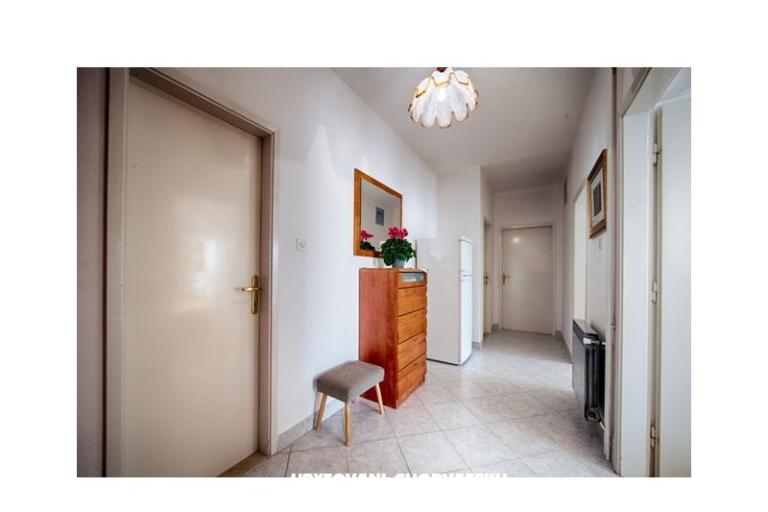 Čobrnić Kamers i Appartementen – foto 7