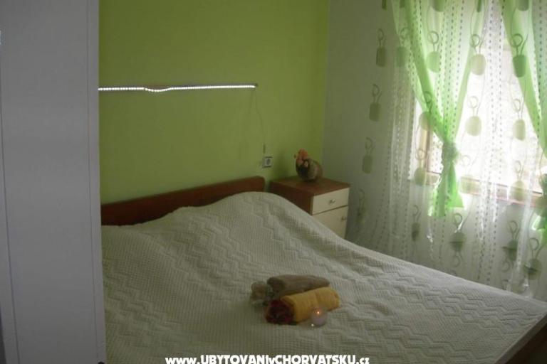 Appartement Prznjak + boat – foto 7