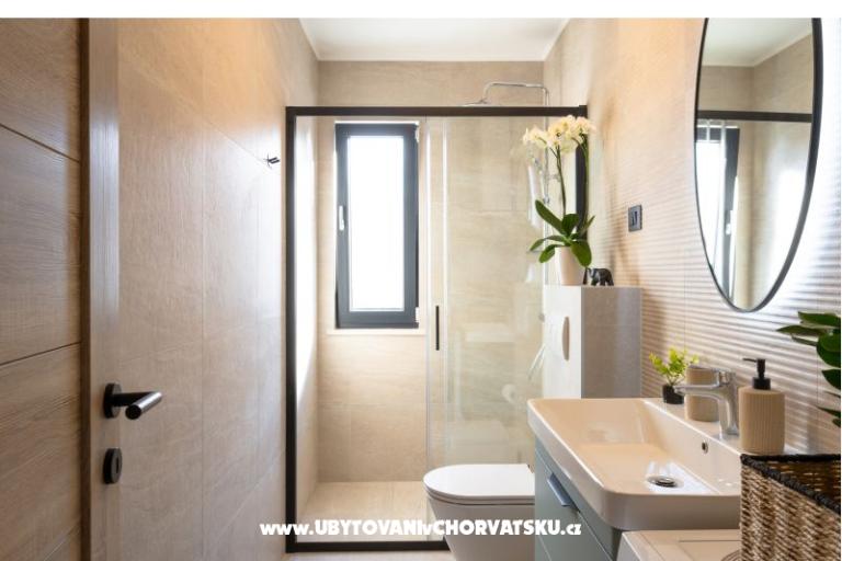 Huis s pogledom na more Antivo – foto 15
