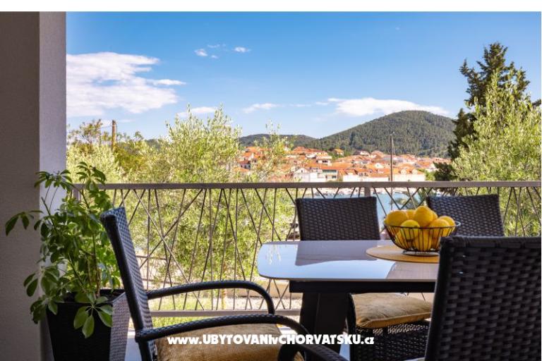 Huis s pogledom na more Antivo – foto 44
