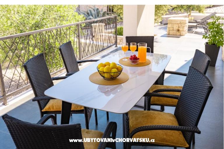 Huis s pogledom na more Antivo – foto 45