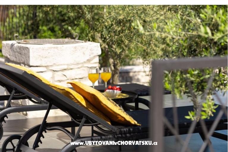 Huis s pogledom na more Antivo – foto 47