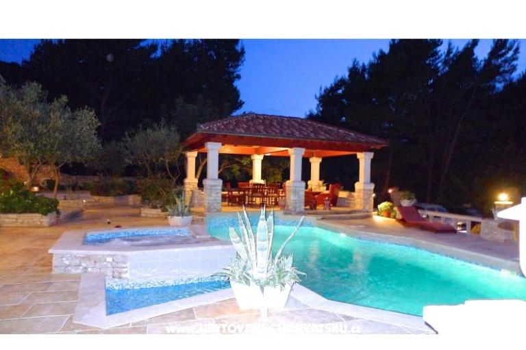 Stenen huis-Villa Poplat – foto 12