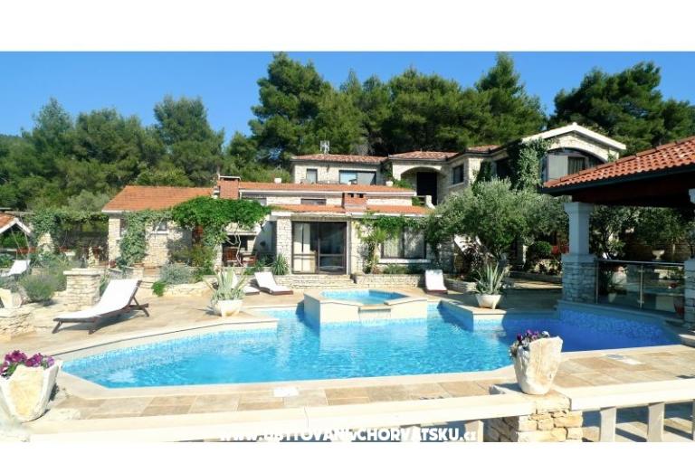 Stenen huis-Villa Poplat – foto 13