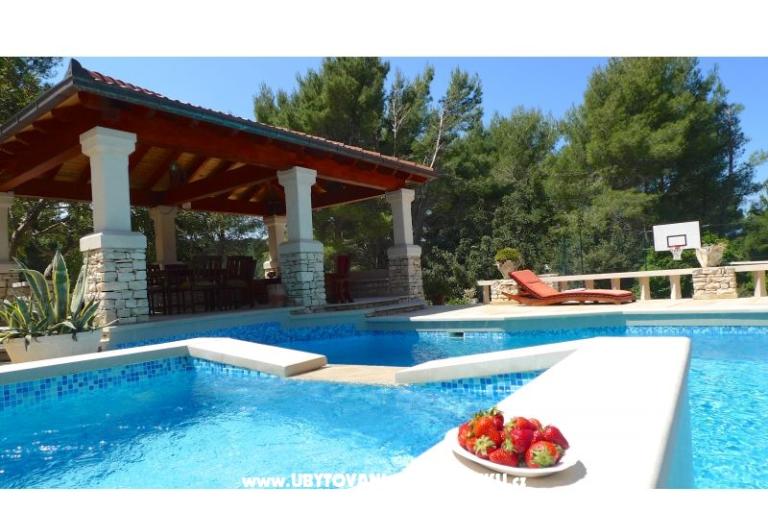 Stenen huis-Villa Poplat – foto 18