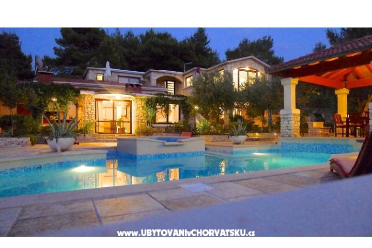 Stenen huis-Villa Poplat – foto 3