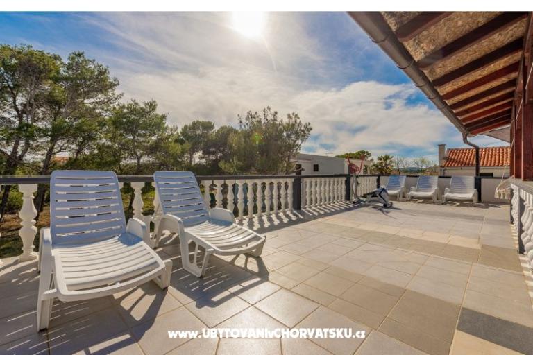Appartementen Villa Agape Vir – foto 6