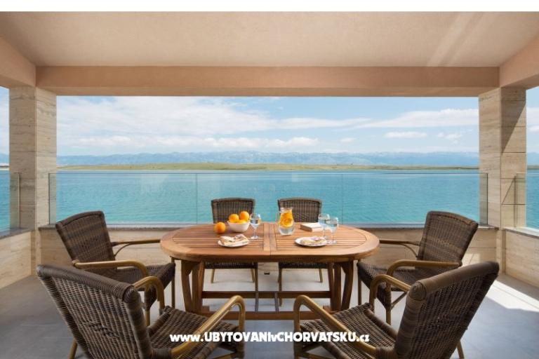 Villa Vista Royal – foto 18