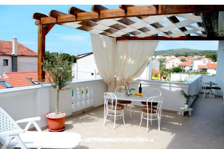 Appartementen Juricev 100m to the beach – foto 10