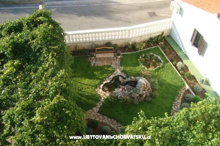 Appartementen Juricev 100m to the beach – foto 7