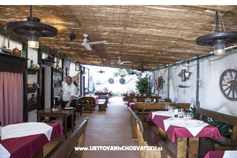 Appartementen Alfirev Vodice – foto 2