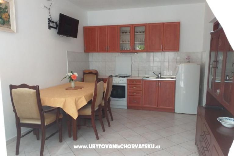 Appartement Ivan (15m from  beach) – foto 9
