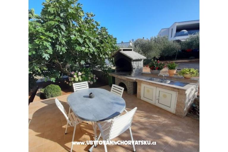 Appartementen Duzelovi dvori  – foto 13