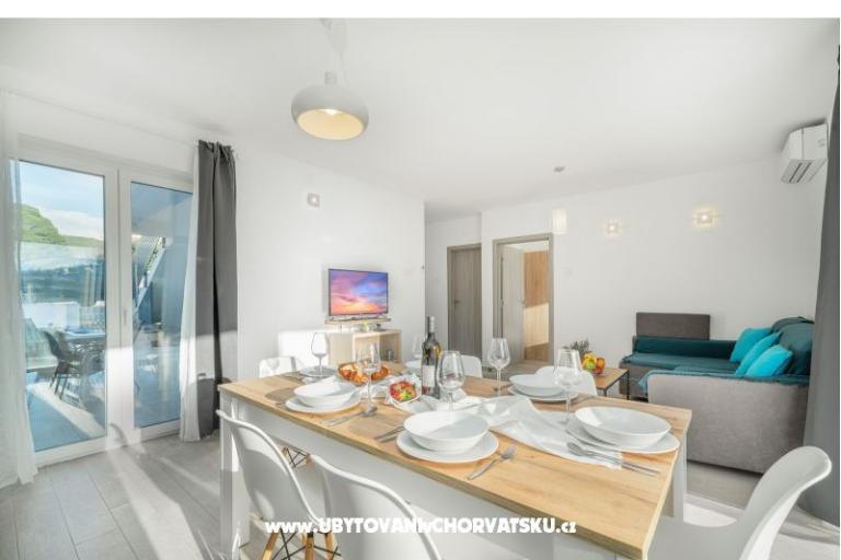 Beach Villa met zwembad Tribunj – foto 14