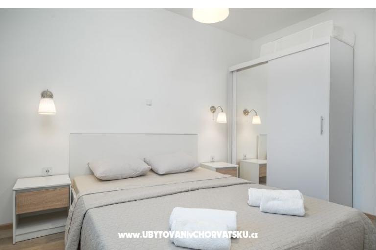 Beach Villa met zwembad Tribunj – foto 9